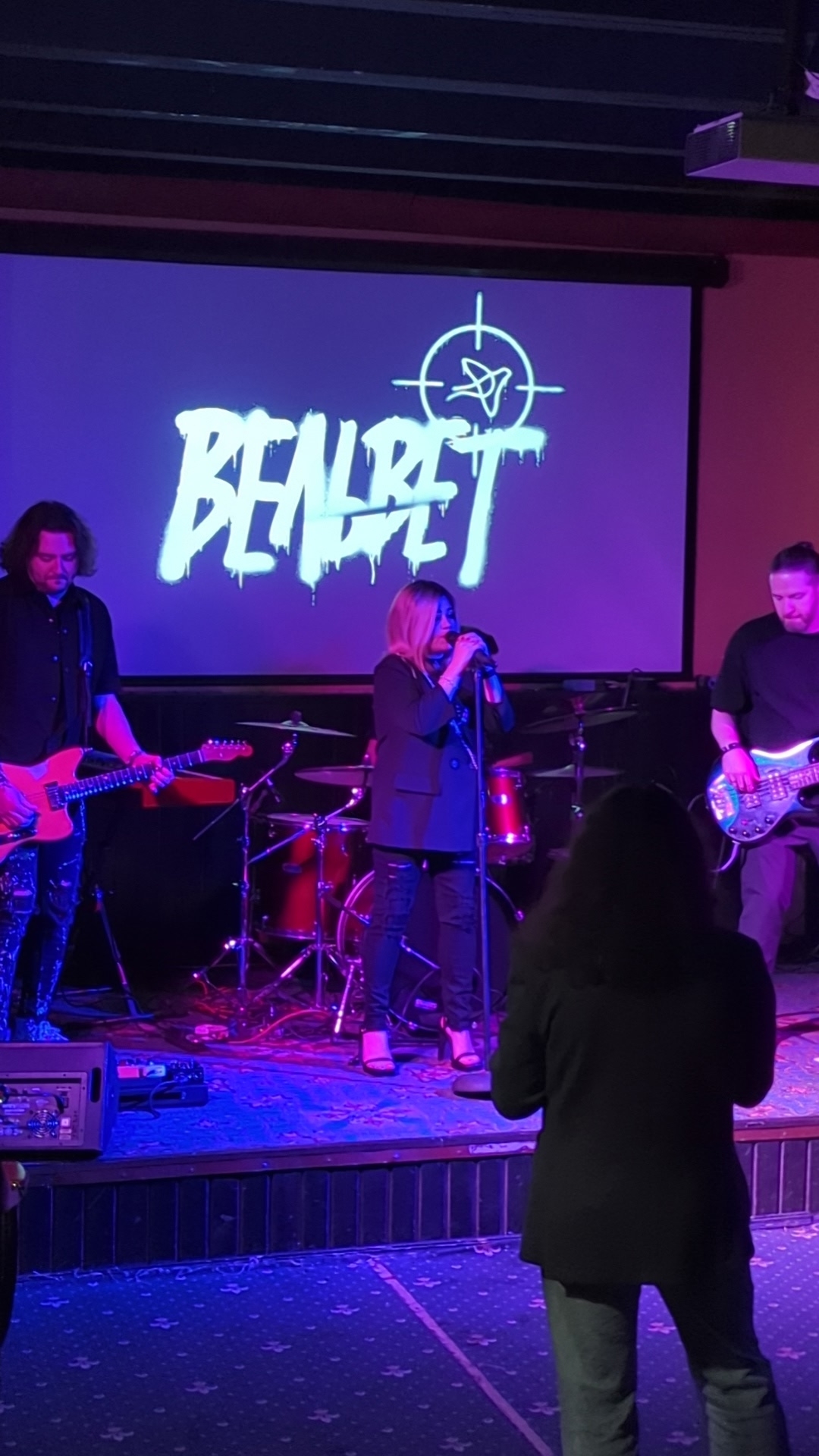 Концерте группы «Вельвет» Концерте группы «Вельвет»