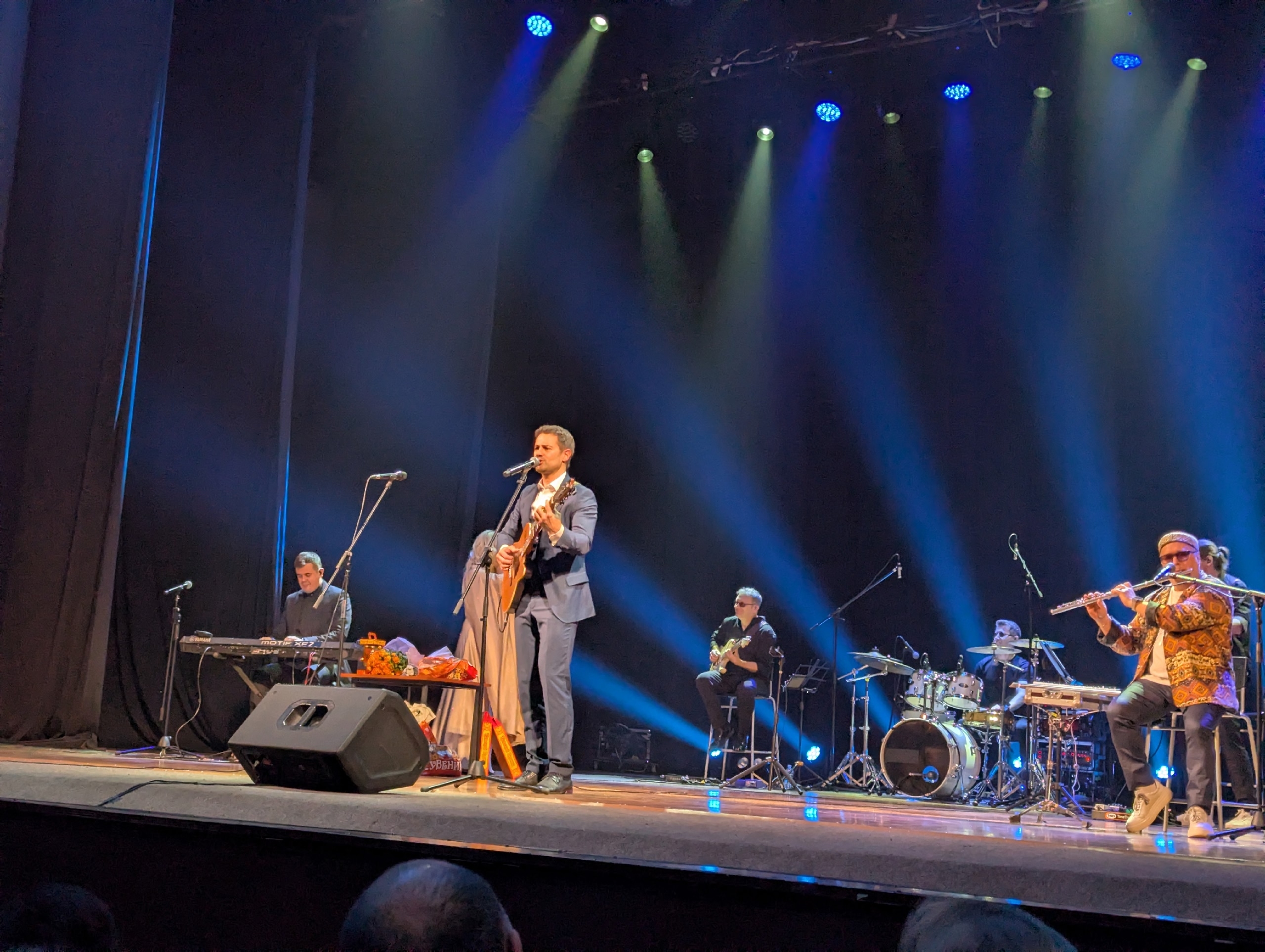 Вечер на концерте Антона и Виктории Макарских Вечер на концерте Антона и Виктории Макарских