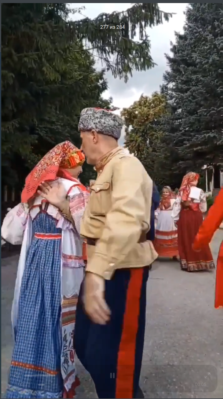 В Одоеве прошла встреча с московским коллективом «Казачий круг» В Одоеве прошла встреча с московским коллективом «Казачий круг»