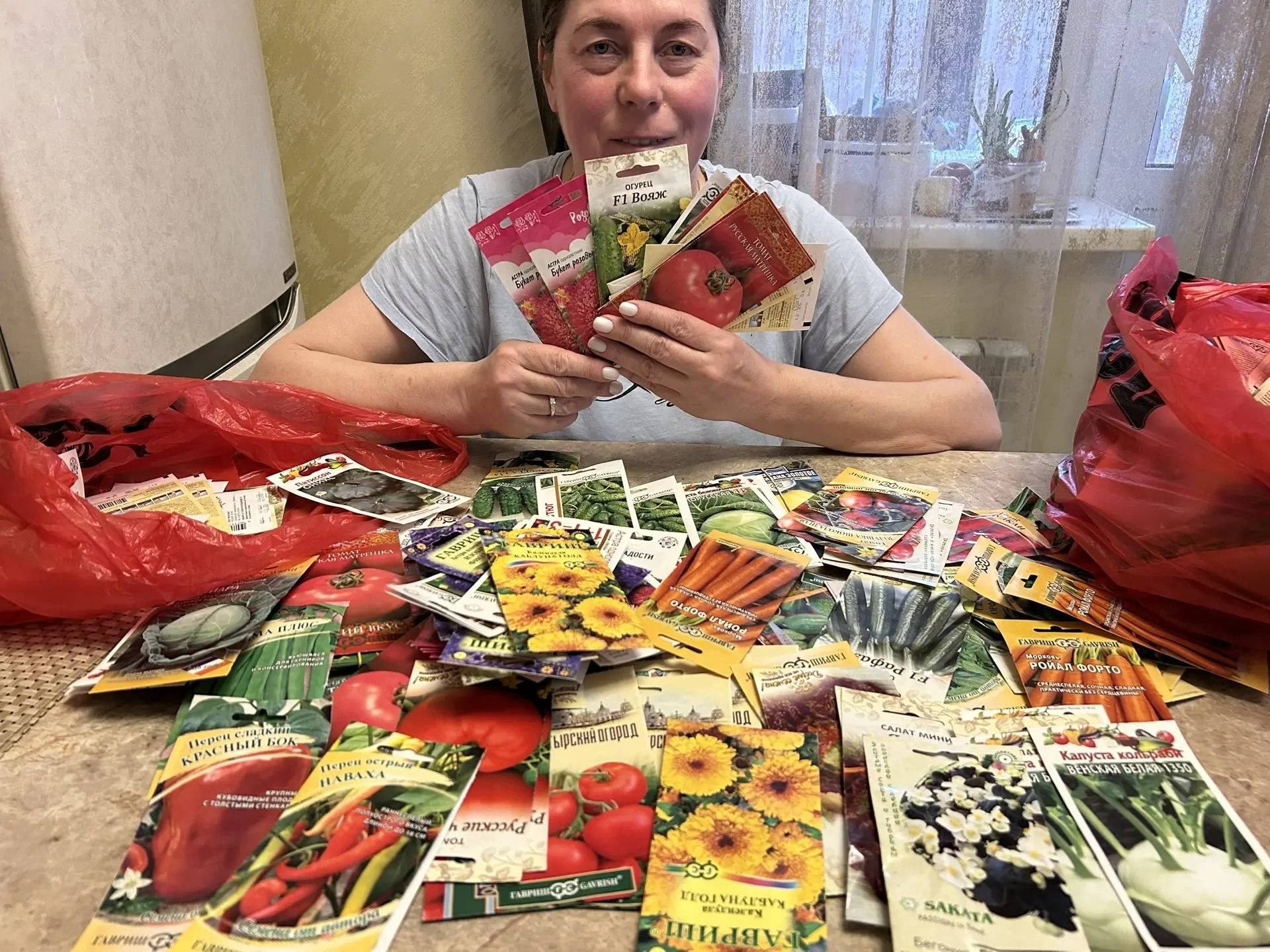 Прошла раздача семян от питомника Гаврищ Прошла раздача семян от питомника Гаврищ