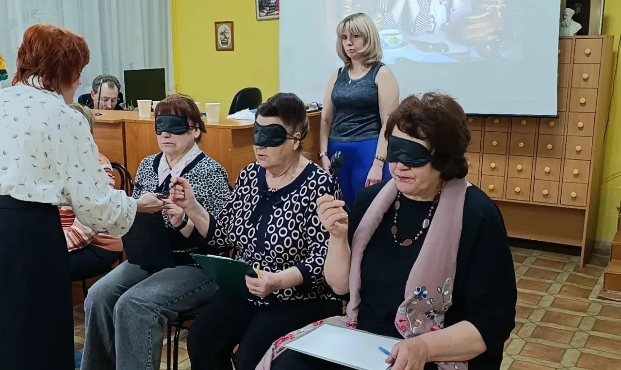 Члены Щекинского ВОИ приняли участие в тематическом вечере «Вместе мы — Россия!» Члены Щекинского ВОИ приняли участие в тематическом вечере «Вместе мы — Россия!»